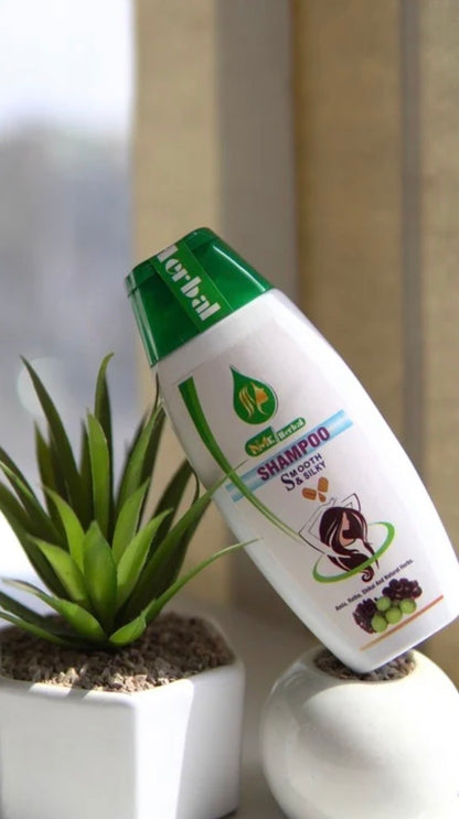 𝐌𝐍𝐊 𝐇𝐞𝐫𝐛𝐚𝐥 𝐒𝐡𝐚𝐦𝐩𝐨𝐨 chemical free